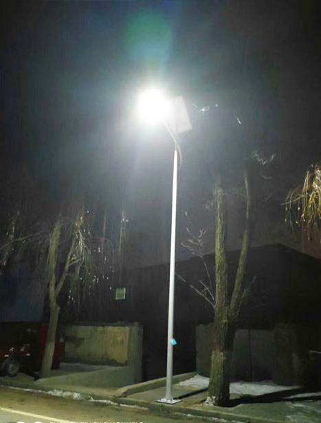 积石山县阿拉山口太阳能路灯项目