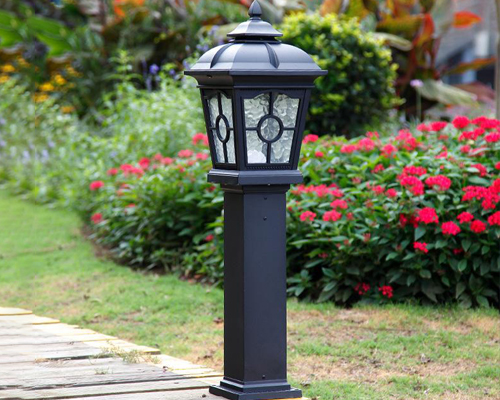 阿拉山口草坪灯