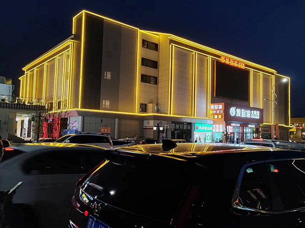 阿拉山口楼体亮化