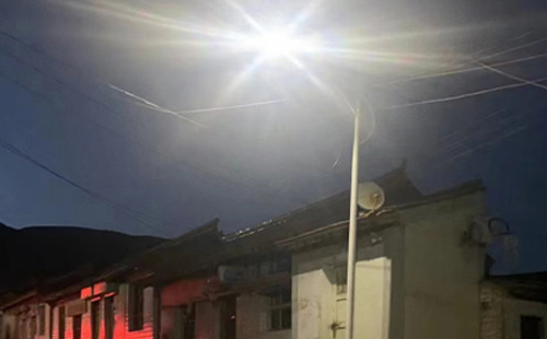 农村院子里最适合的阿拉山口太阳能路灯亮度与安装要点 农村院子里最适合的阿拉山口太阳能路灯亮度与安装要点